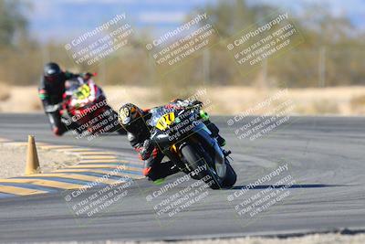 media/Jan-10-2025-CVMA Friday Practice (Fri) [[489e0da257]]/Group 4 and Trackday/Session 5 (Turn 7)/